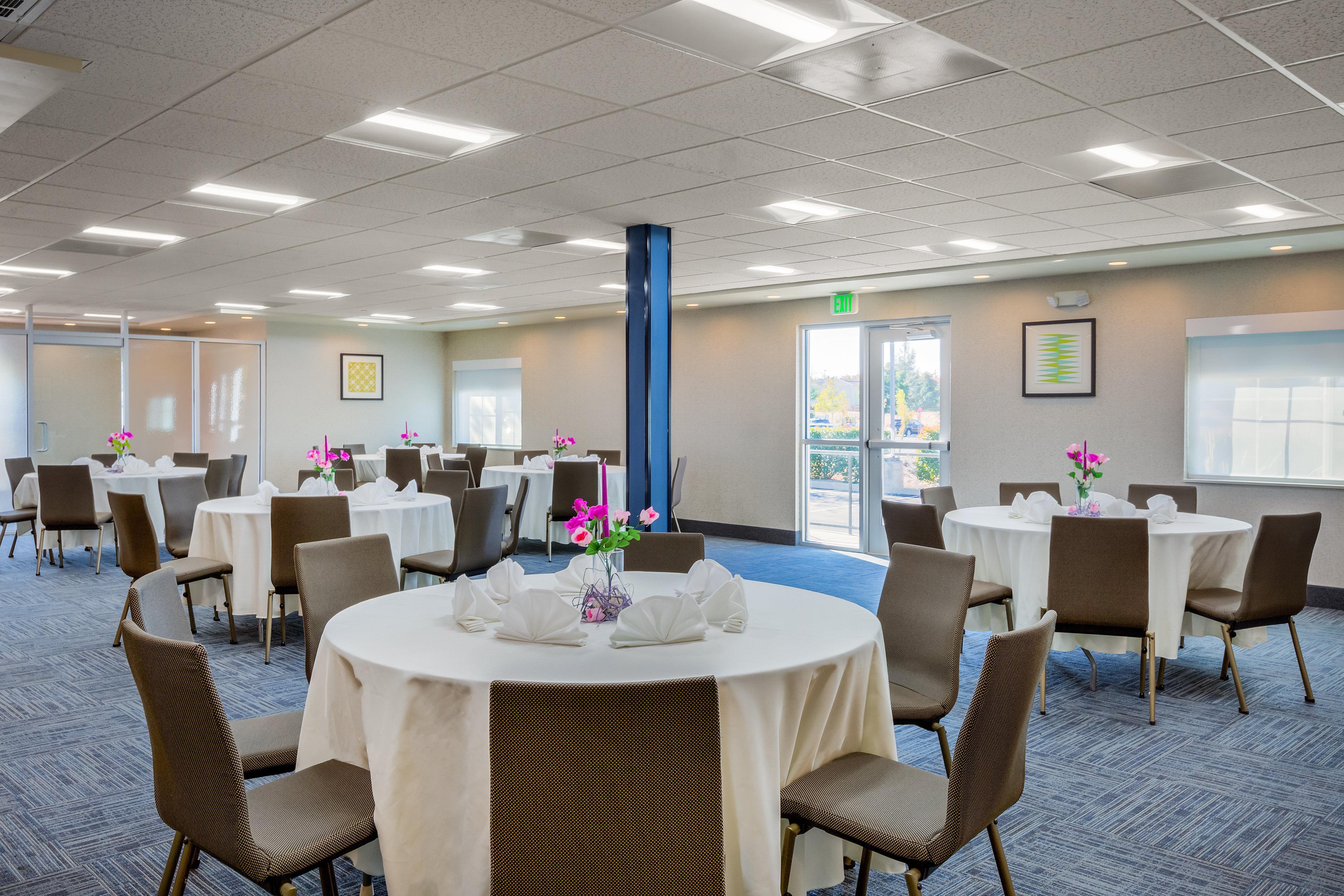 Holiday Inn Express Hotel & Suites Oroville Southwest, An Ihg Hotel Kültér fotó